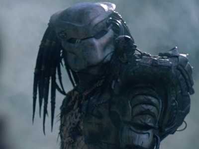 new predator film movie dan trachtenberg director 10 cloverfield lane