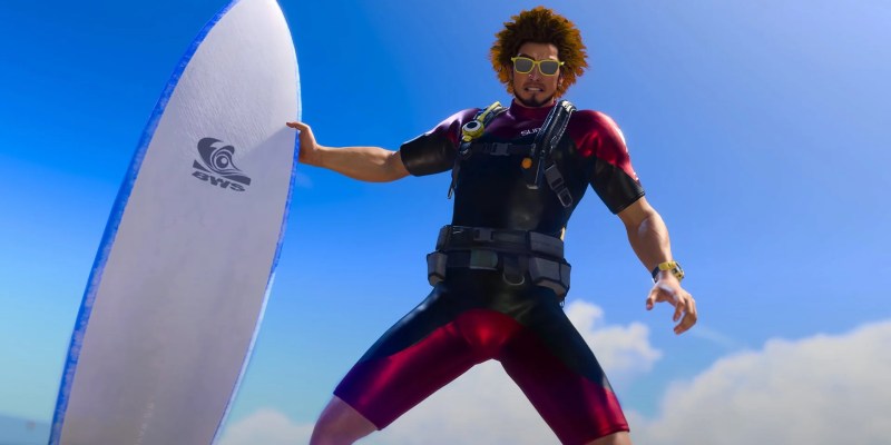 Ichiban Kasuga with a surfboard. This image is part of an article about which Sujimon starter you should choose in Like a Dragon: Infinite Wealth.