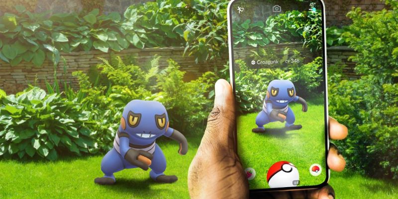 A player catching a Croagunk in Pokemon GO.
