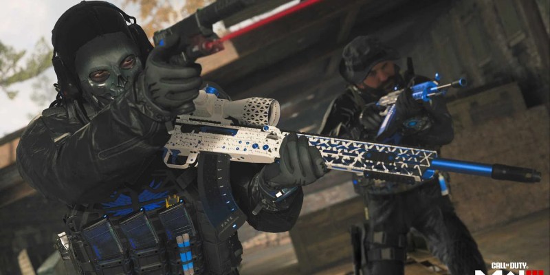 Two operators in Modern Warfare 3